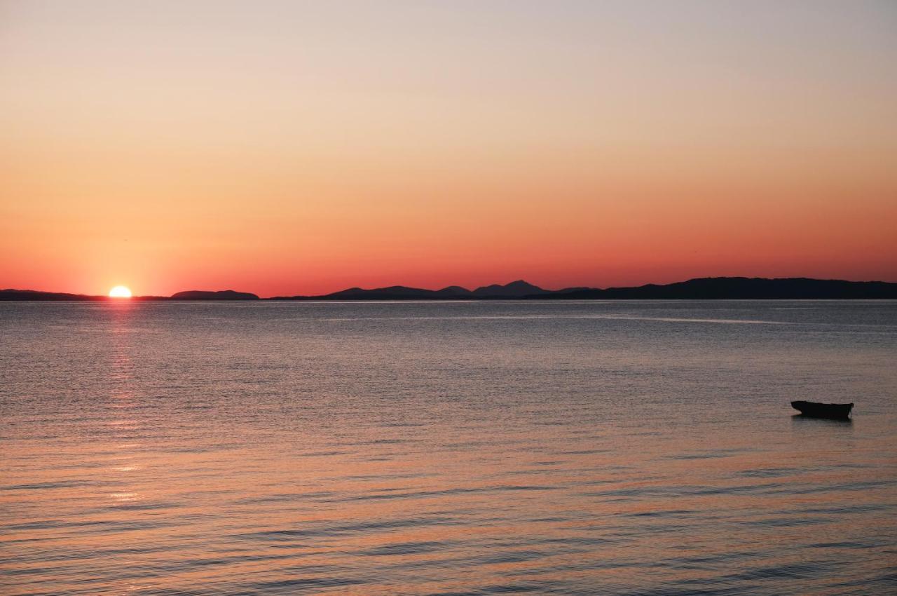Zen Minimal Luxury Housing Tyros Villa Dış mekan fotoğraf